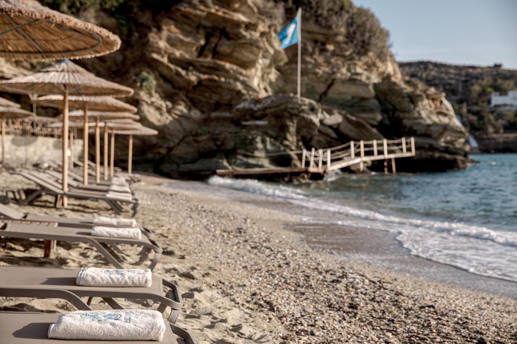 באטסי Aneroussa Beach Hotel מראה חיצוני תמונה