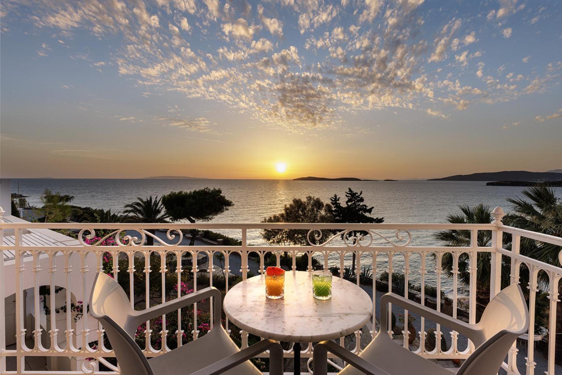 באטסי Aneroussa Beach Hotel מראה חיצוני תמונה