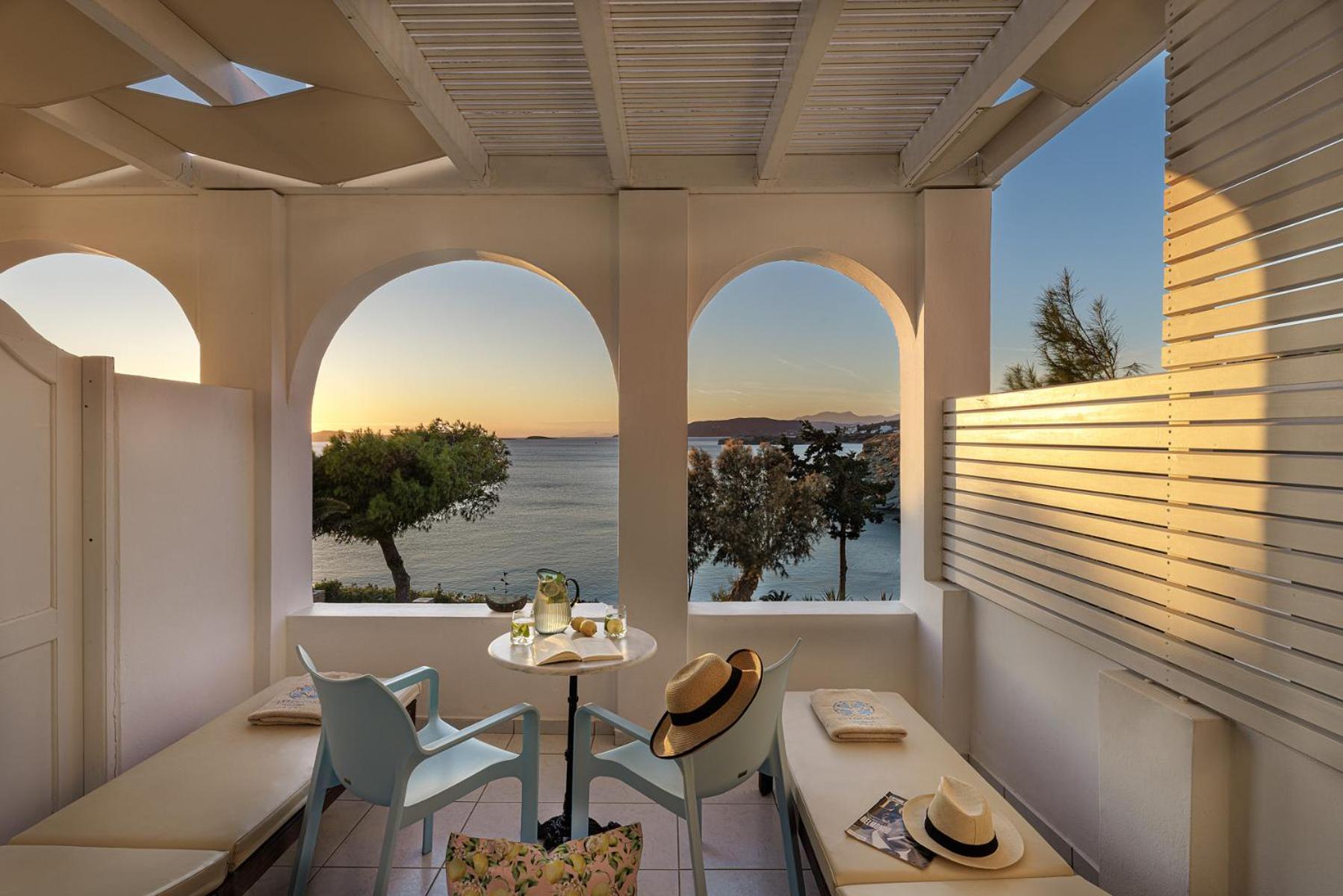 באטסי Aneroussa Beach Hotel מראה חיצוני תמונה