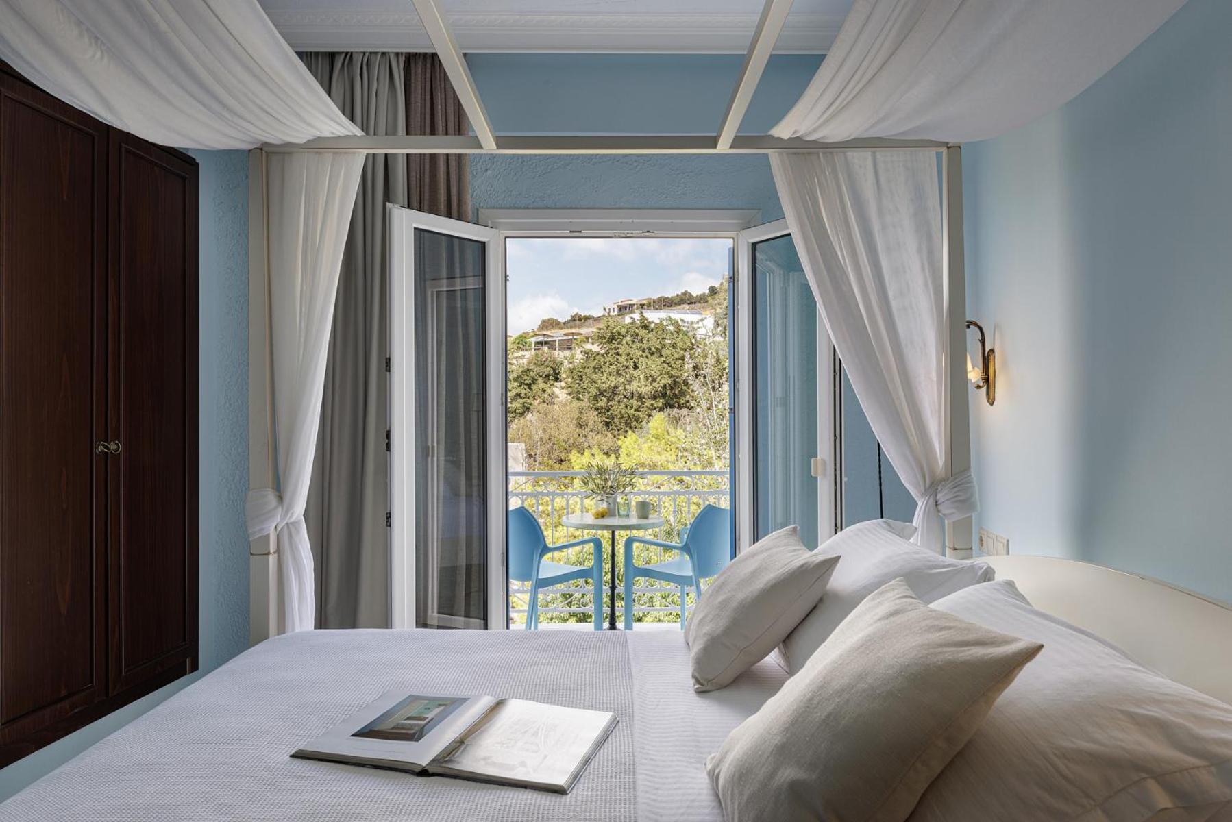 באטסי Aneroussa Beach Hotel מראה חיצוני תמונה