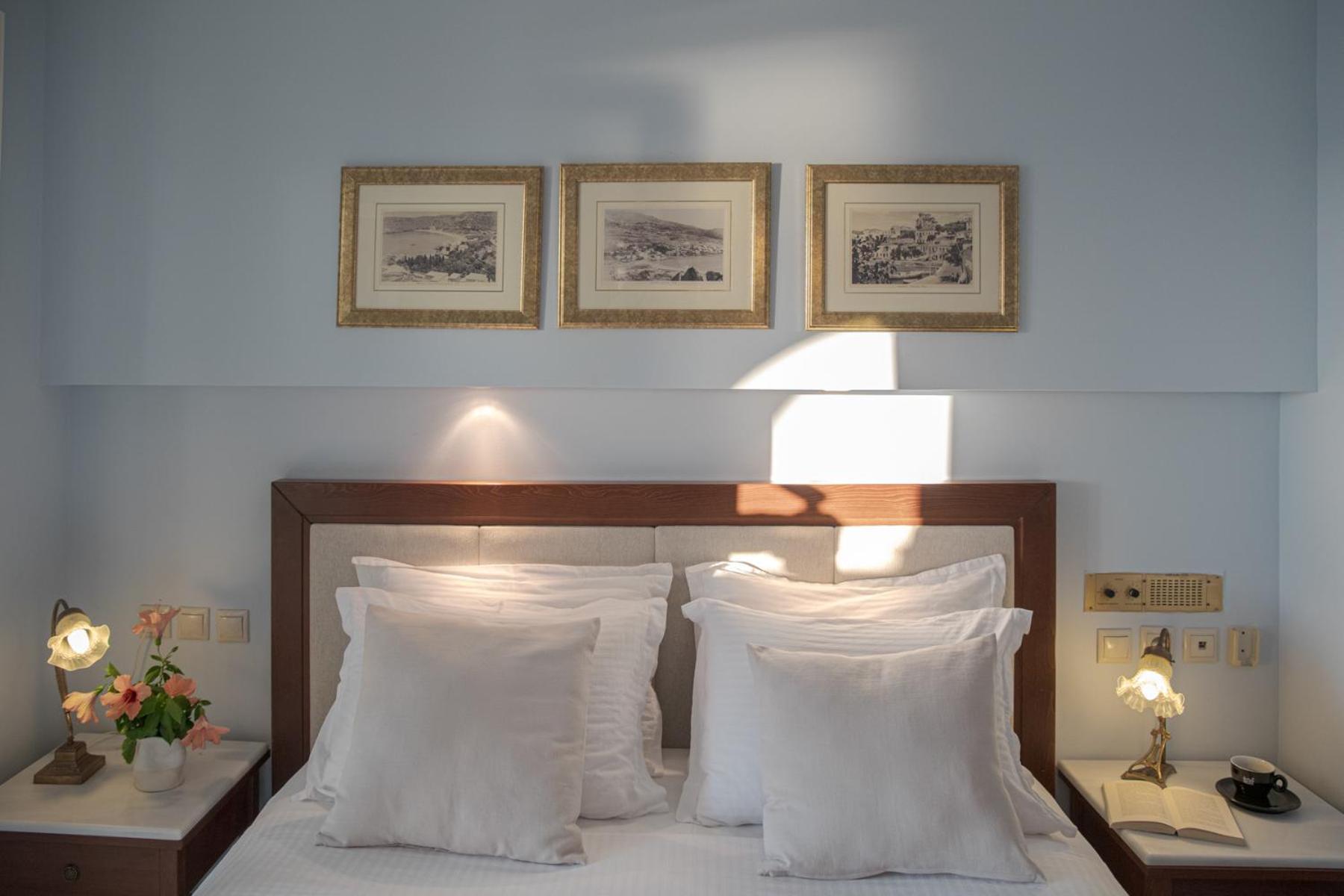 באטסי Aneroussa Beach Hotel מראה חיצוני תמונה